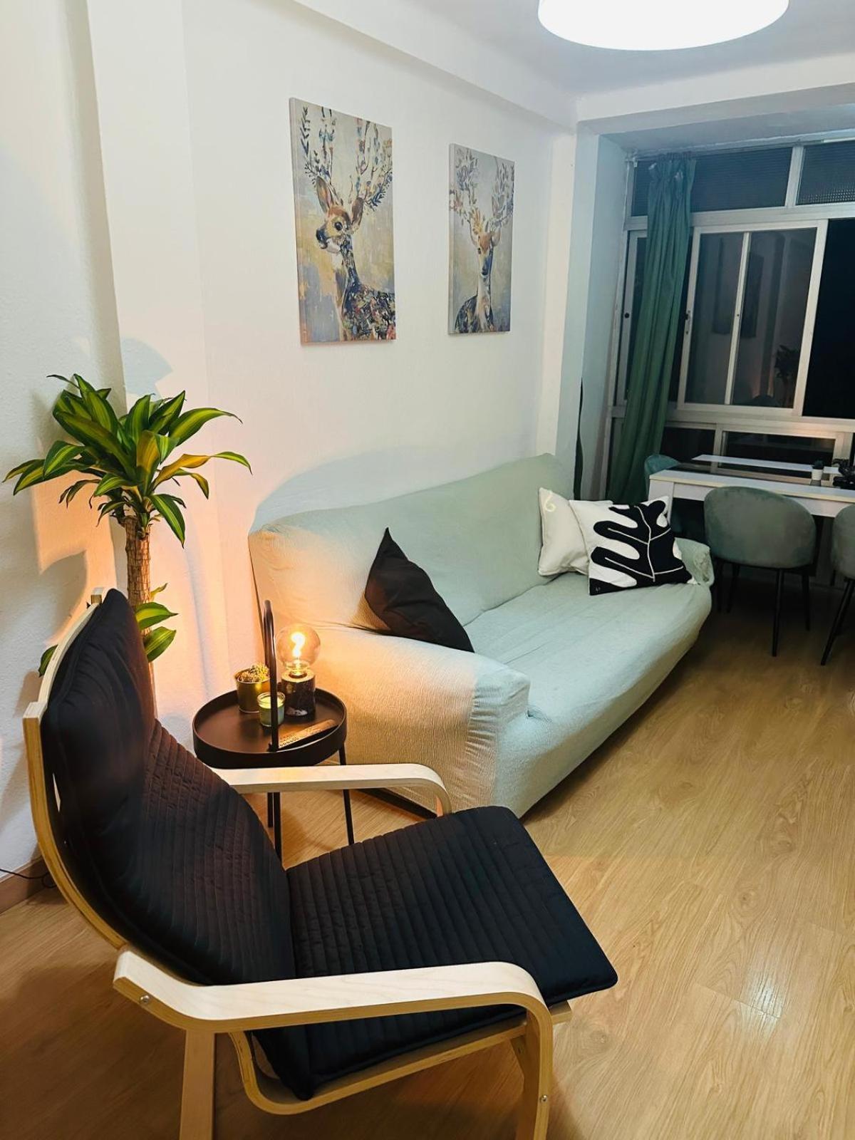 Malaga Centro Apartment Εξωτερικό φωτογραφία